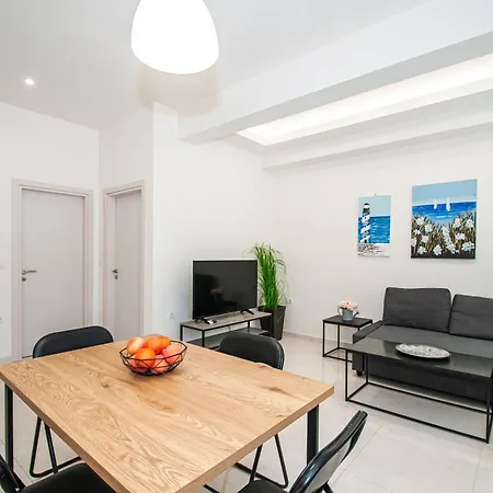 Asterashouse Rhodes City