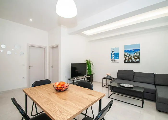 Asterashouse Rhodes City